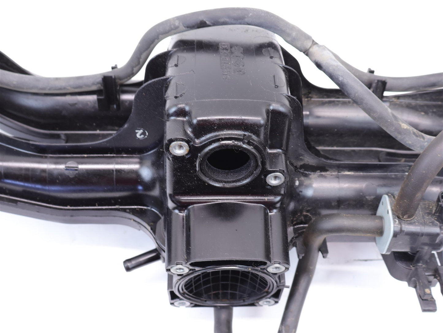 2013-2017 Subaru Crosstrek Intake Manifold Plenum Upper OEM 13-17