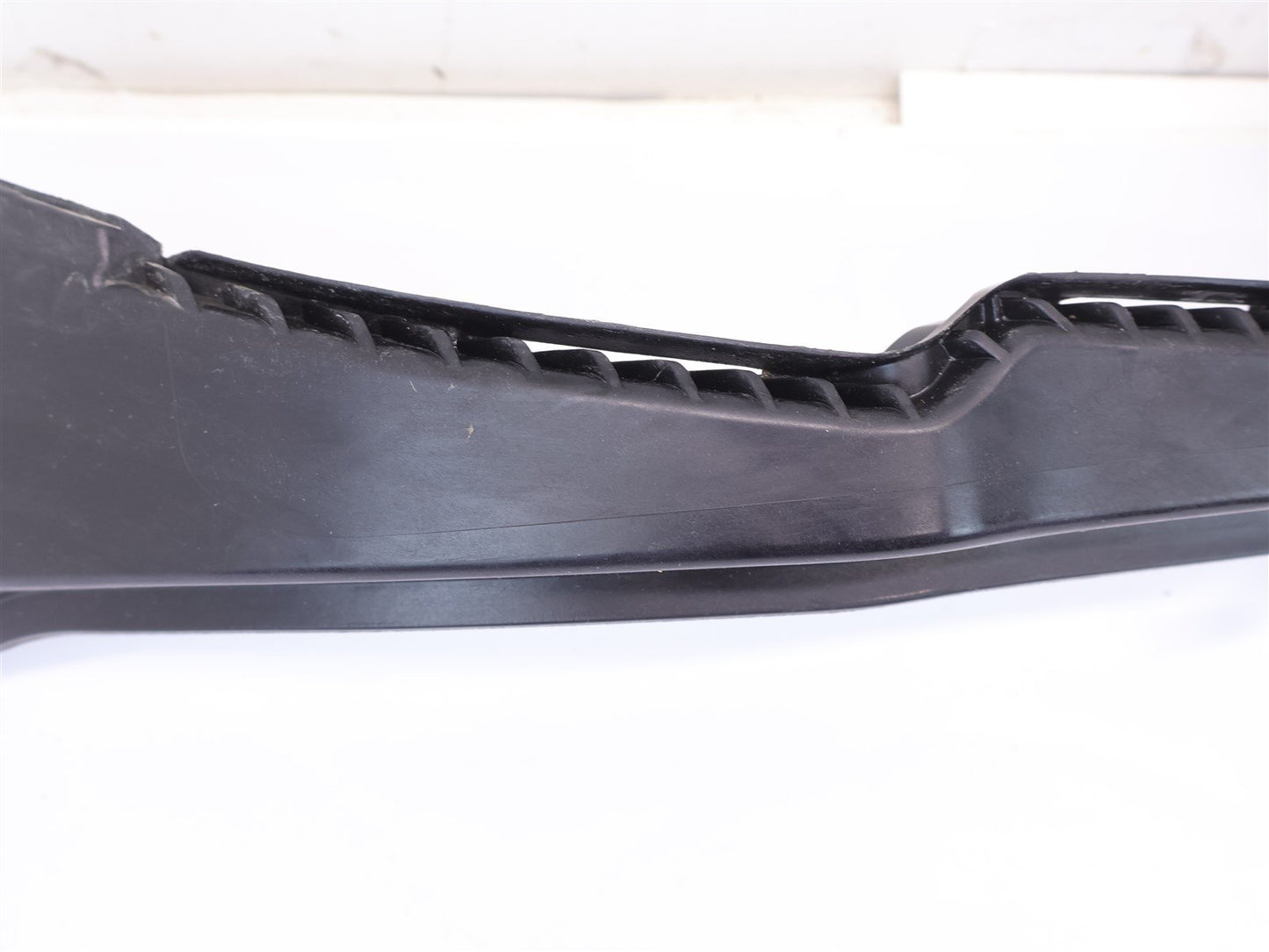 2010-2014 Subaru Outback Passenger Front Bumper Cover Bracket Corner RH 10-14