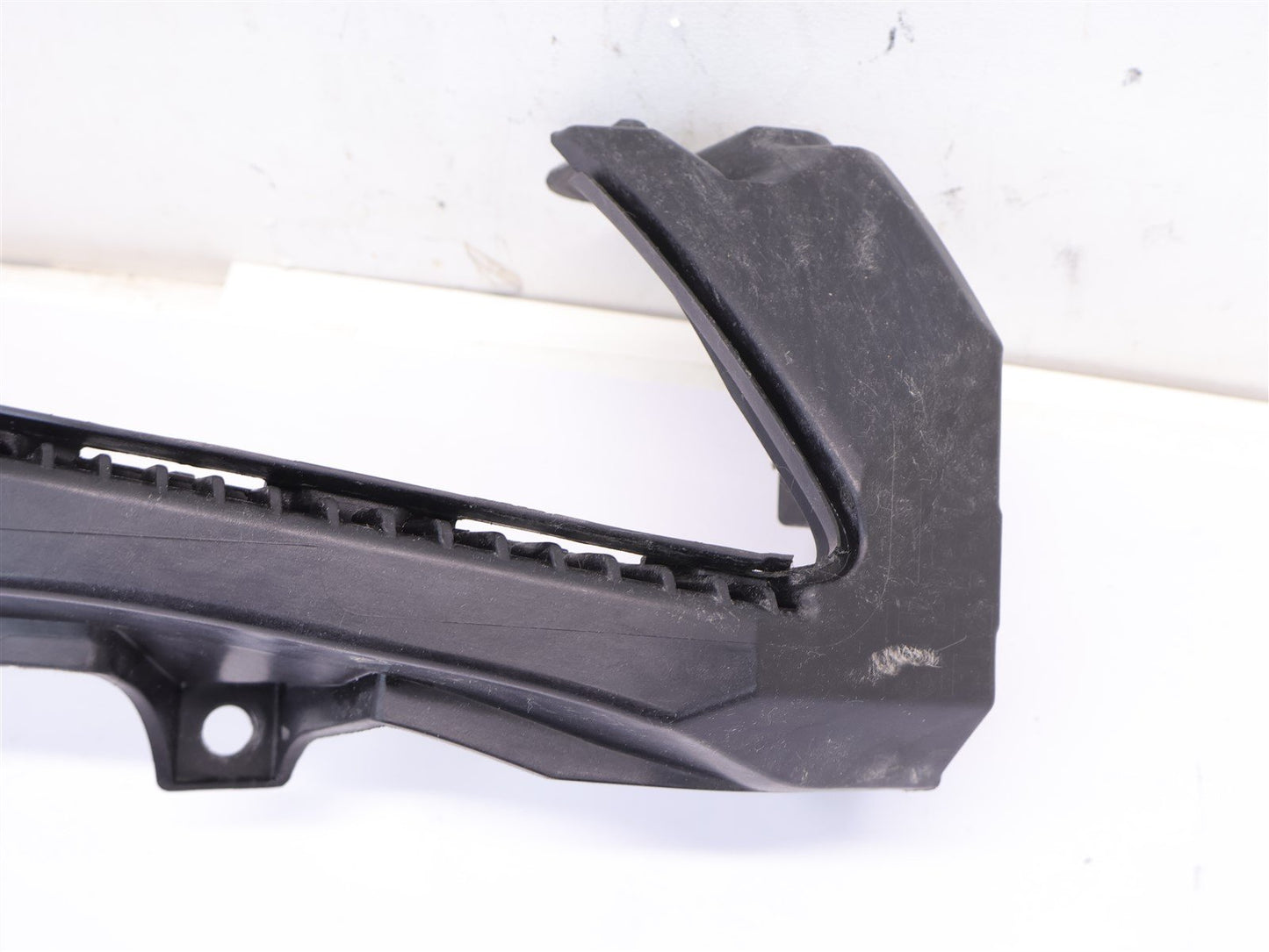 2010-2014 Subaru Outback Passenger Front Bumper Cover Bracket Corner RH 10-14