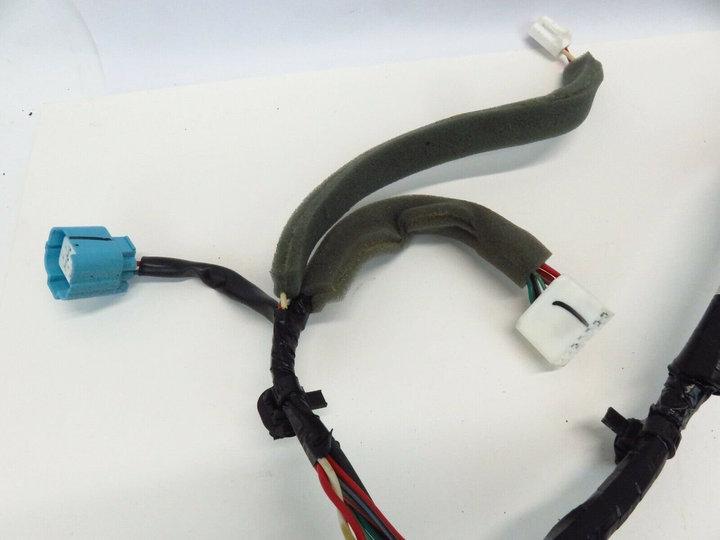 2011 Subaru Outback Passenger Front Door Wire Harness 81821AJ39A RH Side 11-2014
