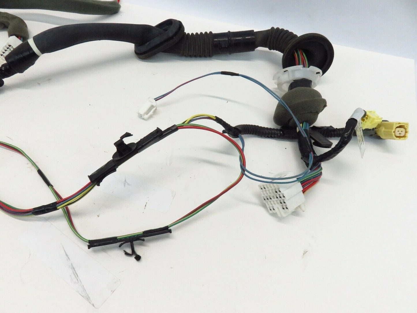 2011 Subaru Outback Passenger Front Door Wire Harness 81821AJ39A RH Side 11-2014