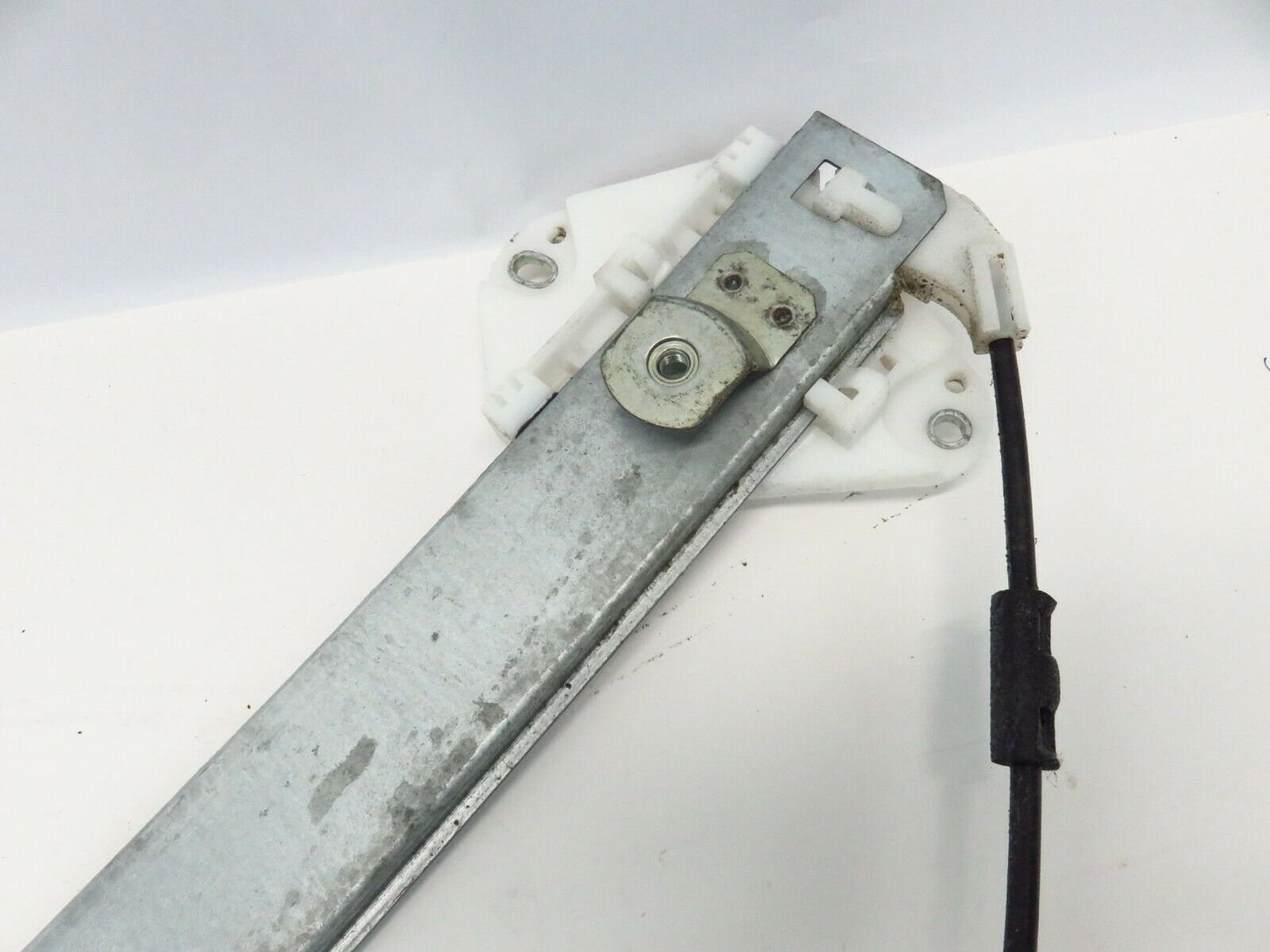 2011 Subaru Outback Passenger REAR Window Motor & Regulator RH OEM 2010-2014
