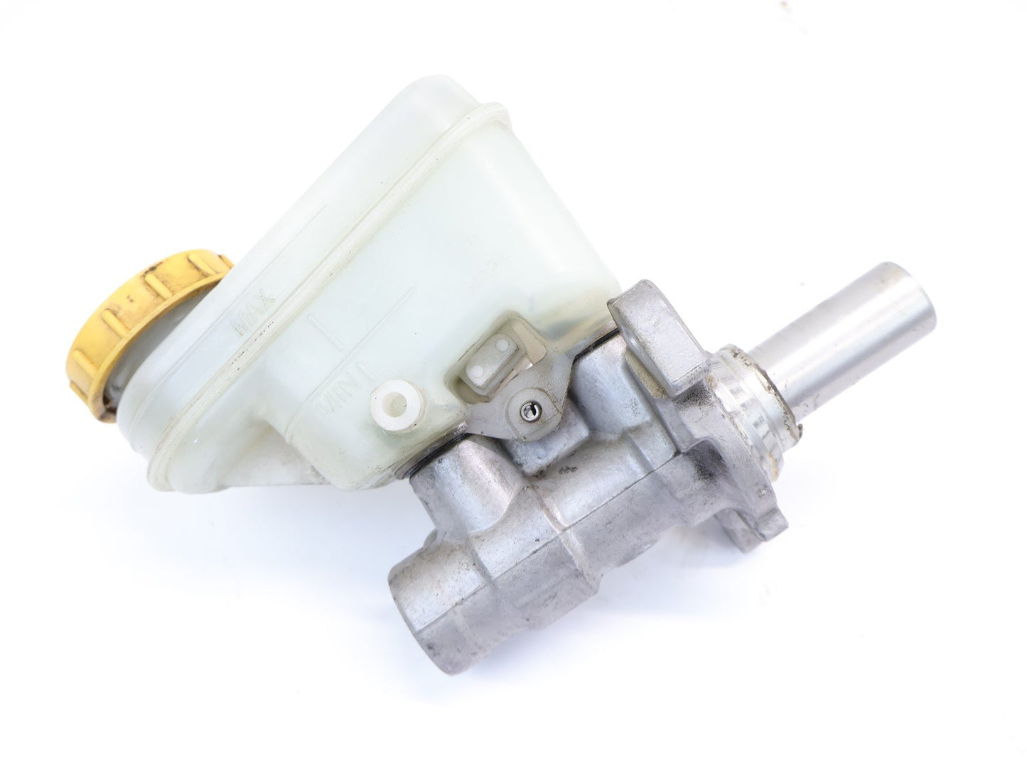 2013 2014 2015 Subaru XV Crosstrek Brake Master Cylinder MT Fluid Reservoir OEM