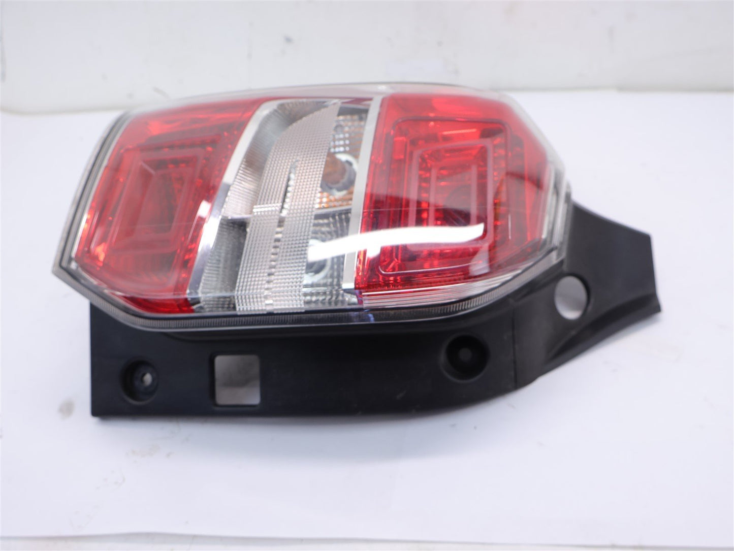 2014-2016 Subaru Forester Driver Tail Light Lamp LH Left OEM 14 15 16