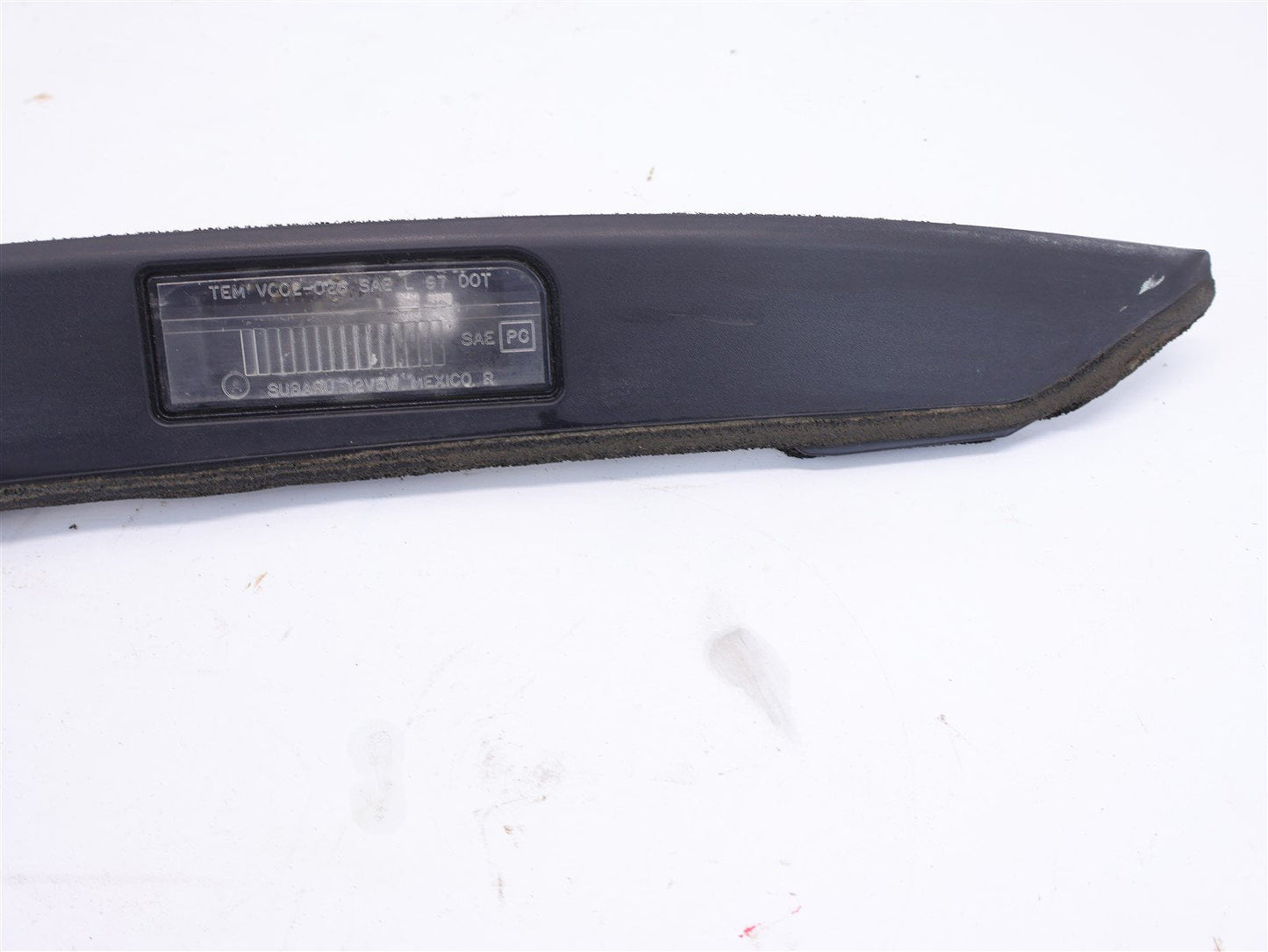 2005-2009 Subaru Legacy License Plate Light Trim Panel Trunk Lid Lamp SEDAN