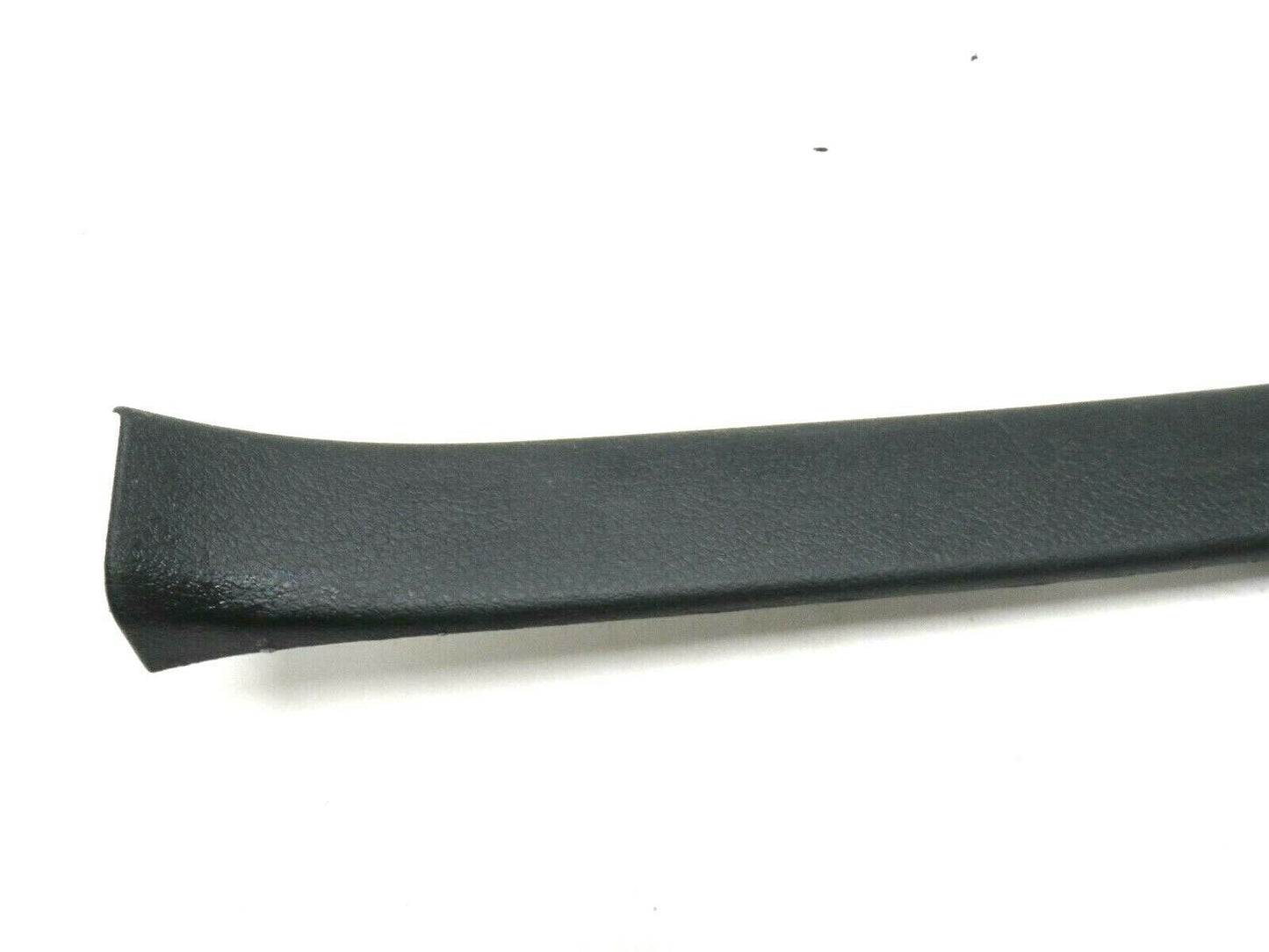 2005-2009 Subaru Legacy Passenger Rear Door Sill Trim 94061AG04A RH Black