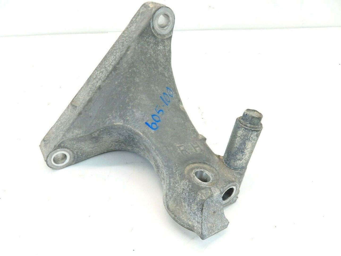 2015-19 Subaru Legacy Outback Transmission Bracket Motor Mount CVT Passenger RH