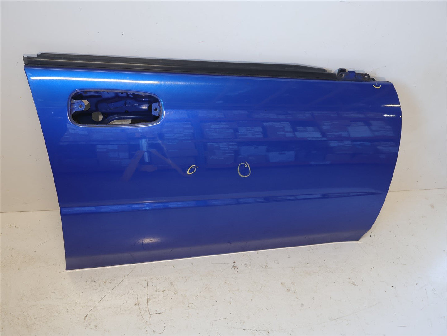 2002-2007 Subaru Impreza WRX Passenger Front Door RH 32J Black 02-07 641256