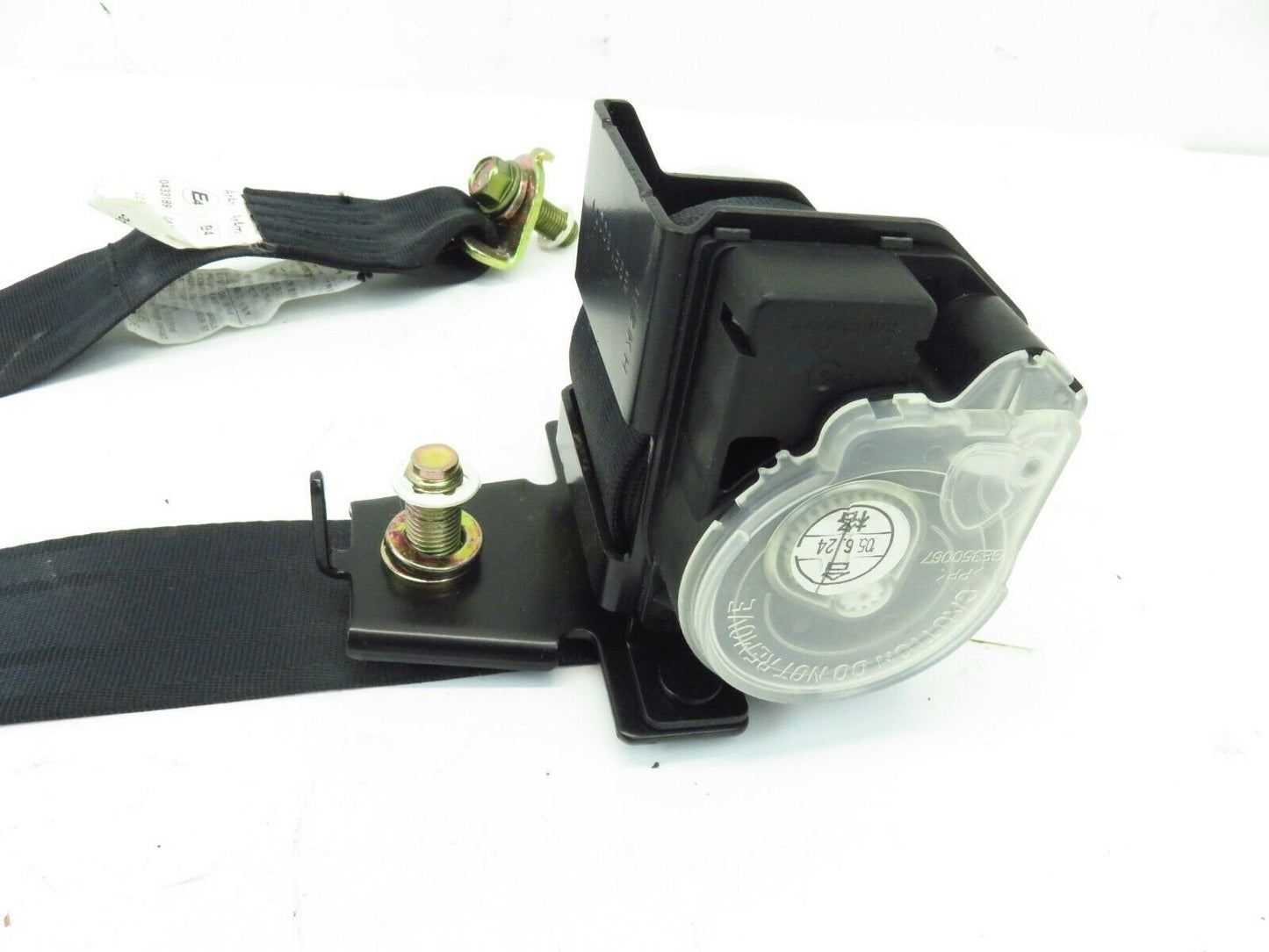 2004-2007 Subaru Impreza WRX & STI Sedan Center Rear Seat Belt Middle OEM 04-07
