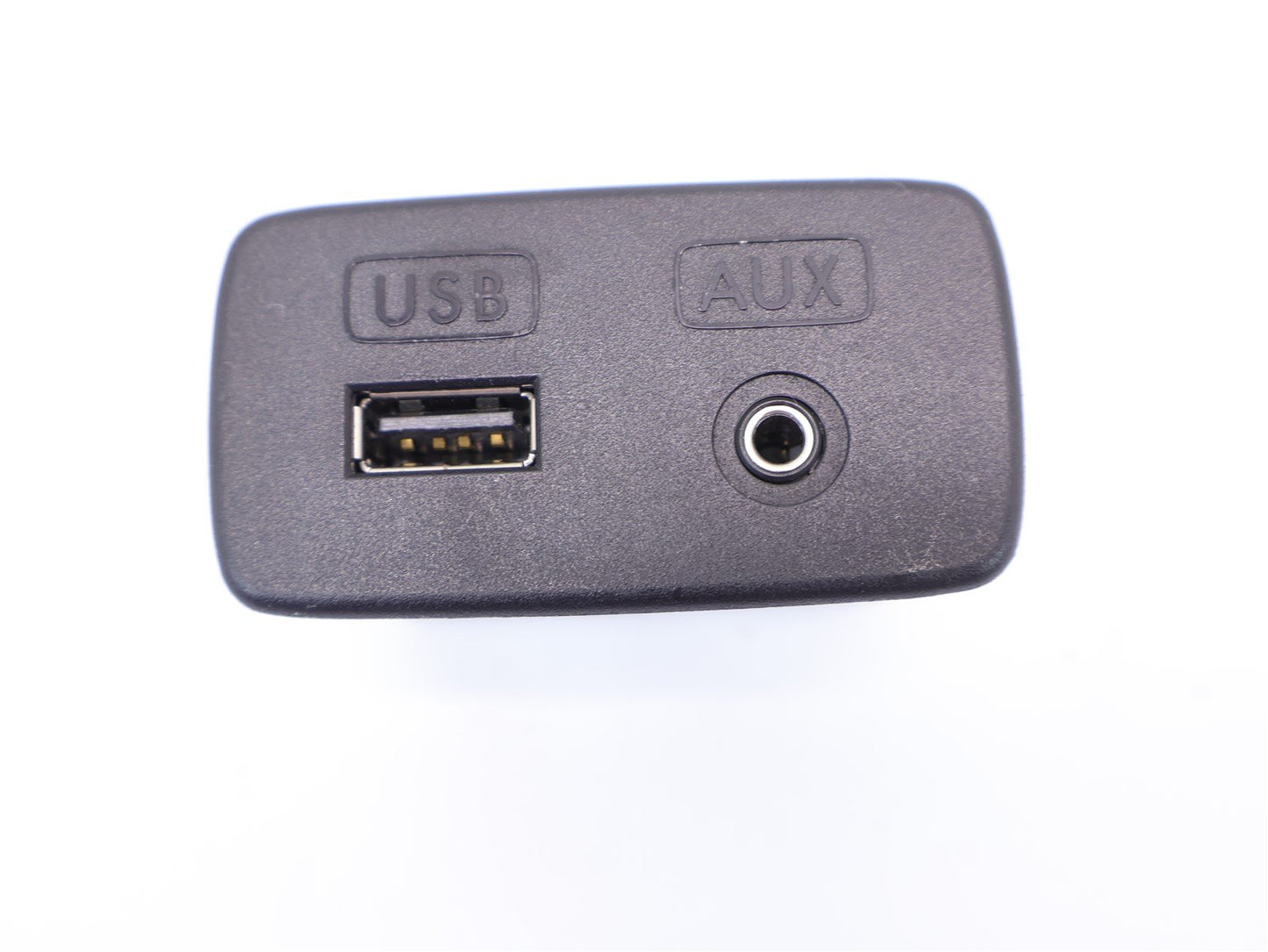 2015 Subaru WRX & STI Auxiliary Jack Port Aux Unit USB 86257AJ220 15 Forester