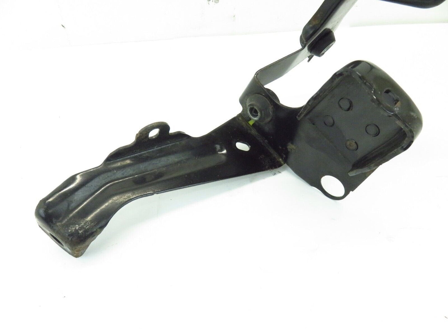 13-14 Subaru Legacy Outback ABS Pump Anti Lock Brake Module Bracket Support