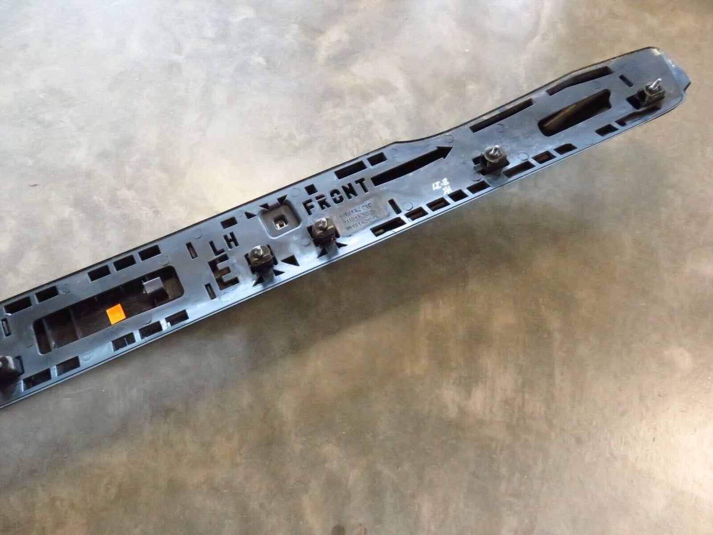 2013-2014 Subaru Outback Driver Roof Rail Rack Luggage LH Left Side OEM 13-14