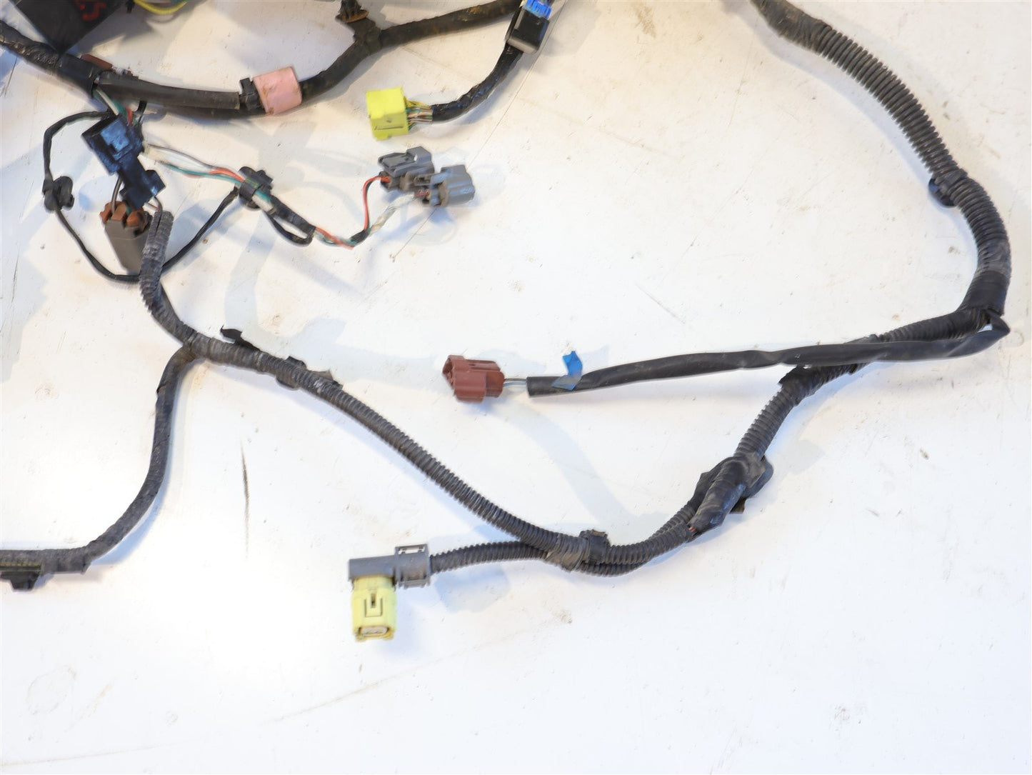 2013-2014 Subaru Outback Front Engine Room Wiring Harness Fuse 2.5L 81403AJ70A