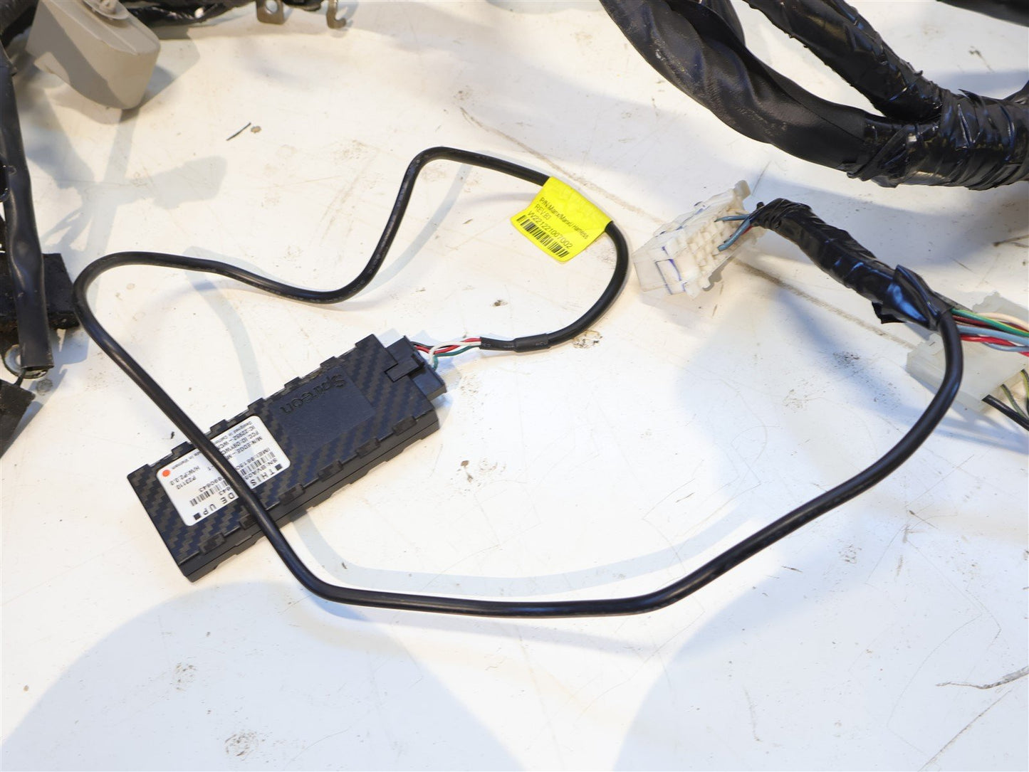 2013-2014 Subaru Outback Front Engine Room Wiring Harness Fuse 2.5L 81403AJ70A