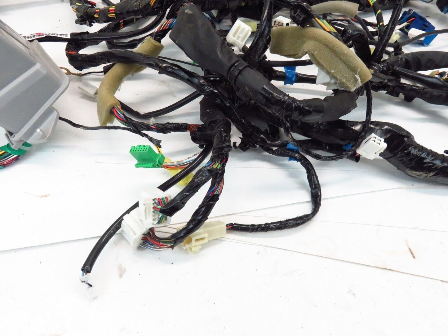 2014 Subaru Outback Dash Instrument Panel Wiring Harness Cluster Wire 81303AJ15A
