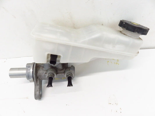 2018-2019 Buick Regal TourX Brake Master Cylinder OEM 18 19