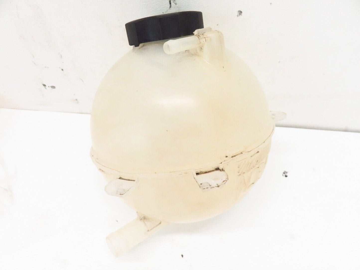 2018-2019 Buick Regal TourX Coolant Overflow Reservoir Bottle OEM 18-19