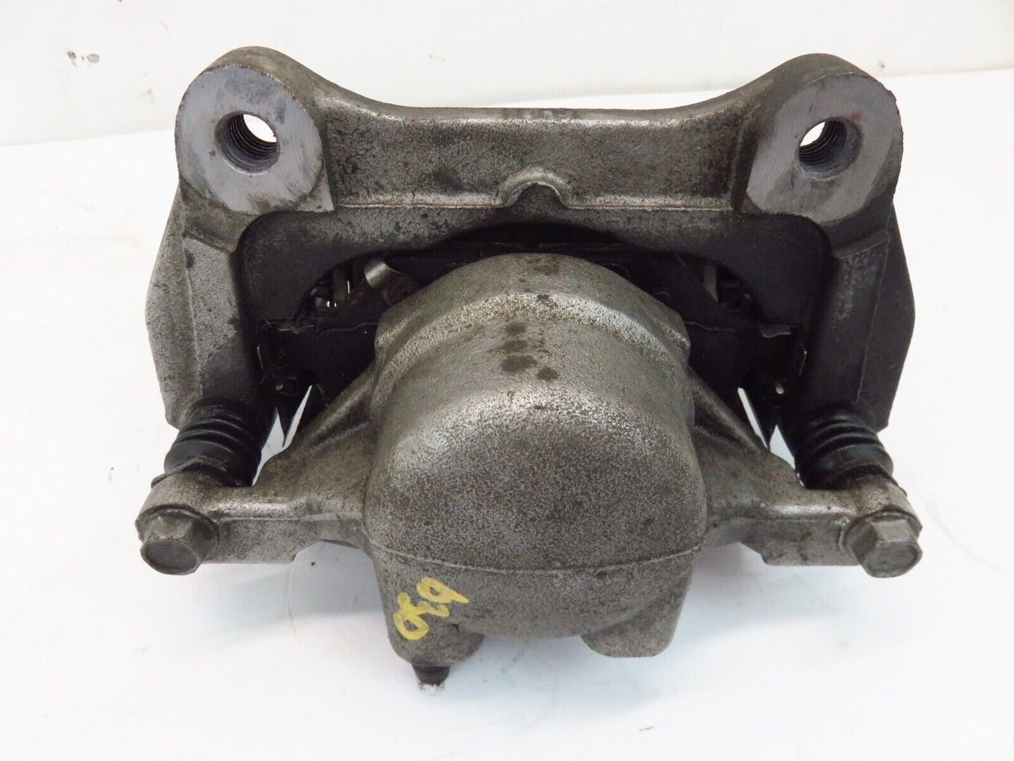 2018-2020 Buick Regal TourX Passenger Front Brake Caliper 33k RH Right OEM 18-20