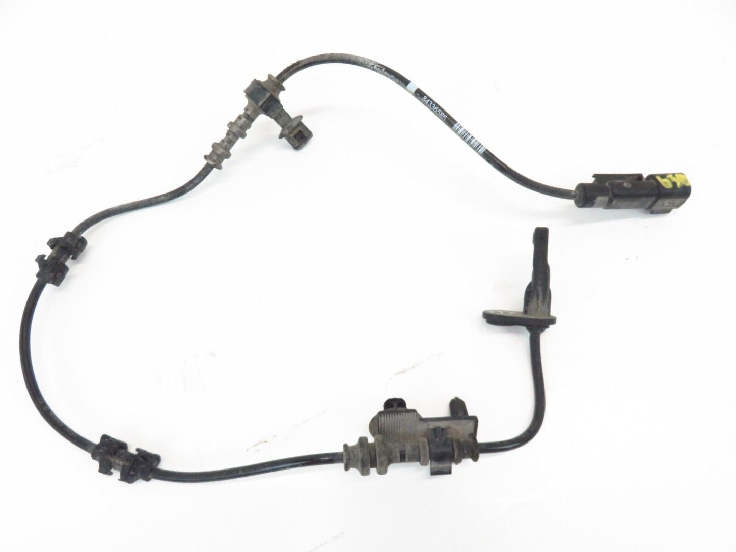 2018-2019 Buick Regal TourX Passenger Rear ABS Sensor 84336585 RH Right OEM