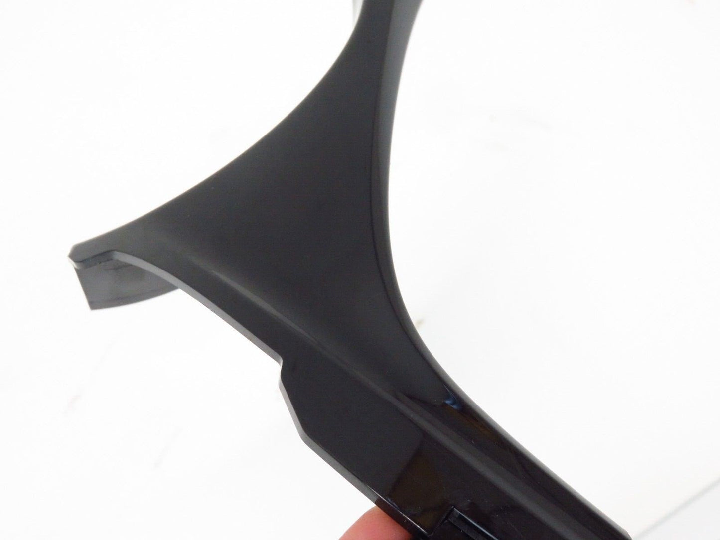 2018-2020 Buick Regal TourX Driver Side Trim Bezel Vent 39138921 Left OEM 18-20