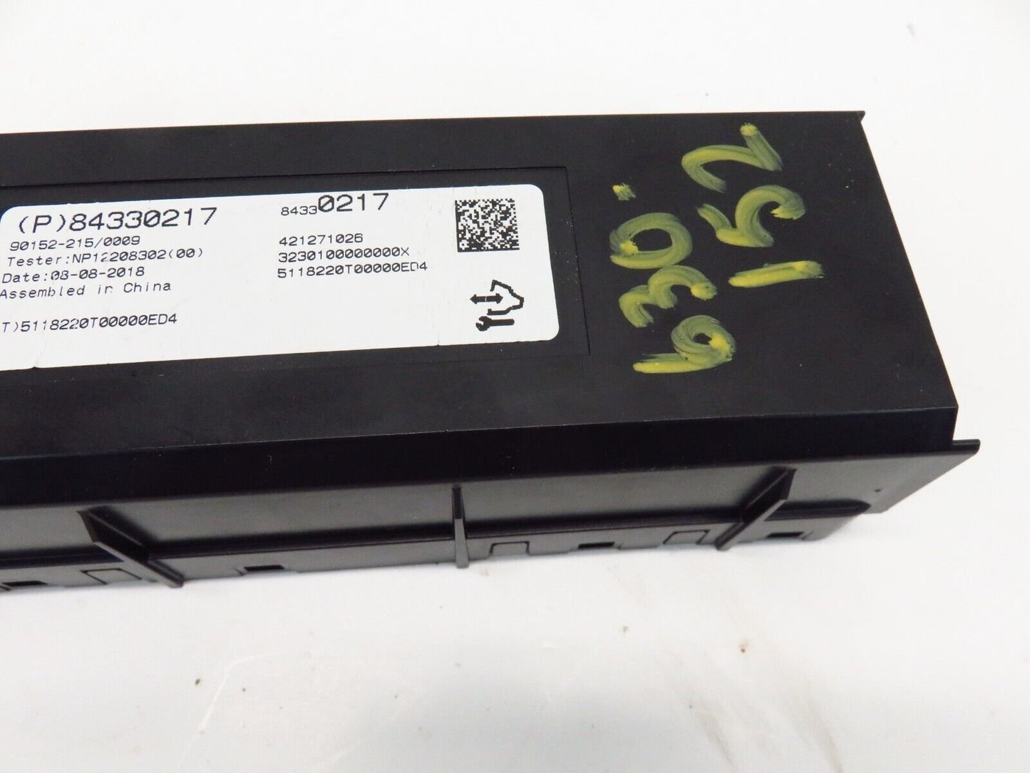 2018-2020 Buick Regal TourX Heat AC Control Module A/C Temp Control 84330217