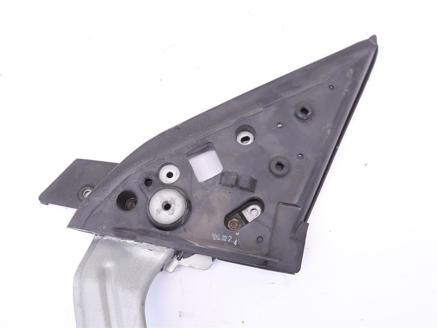 2002-2007 Subaru Impreza WRX & STI Passenger Door Mirror Bracket Mount RH 02-07