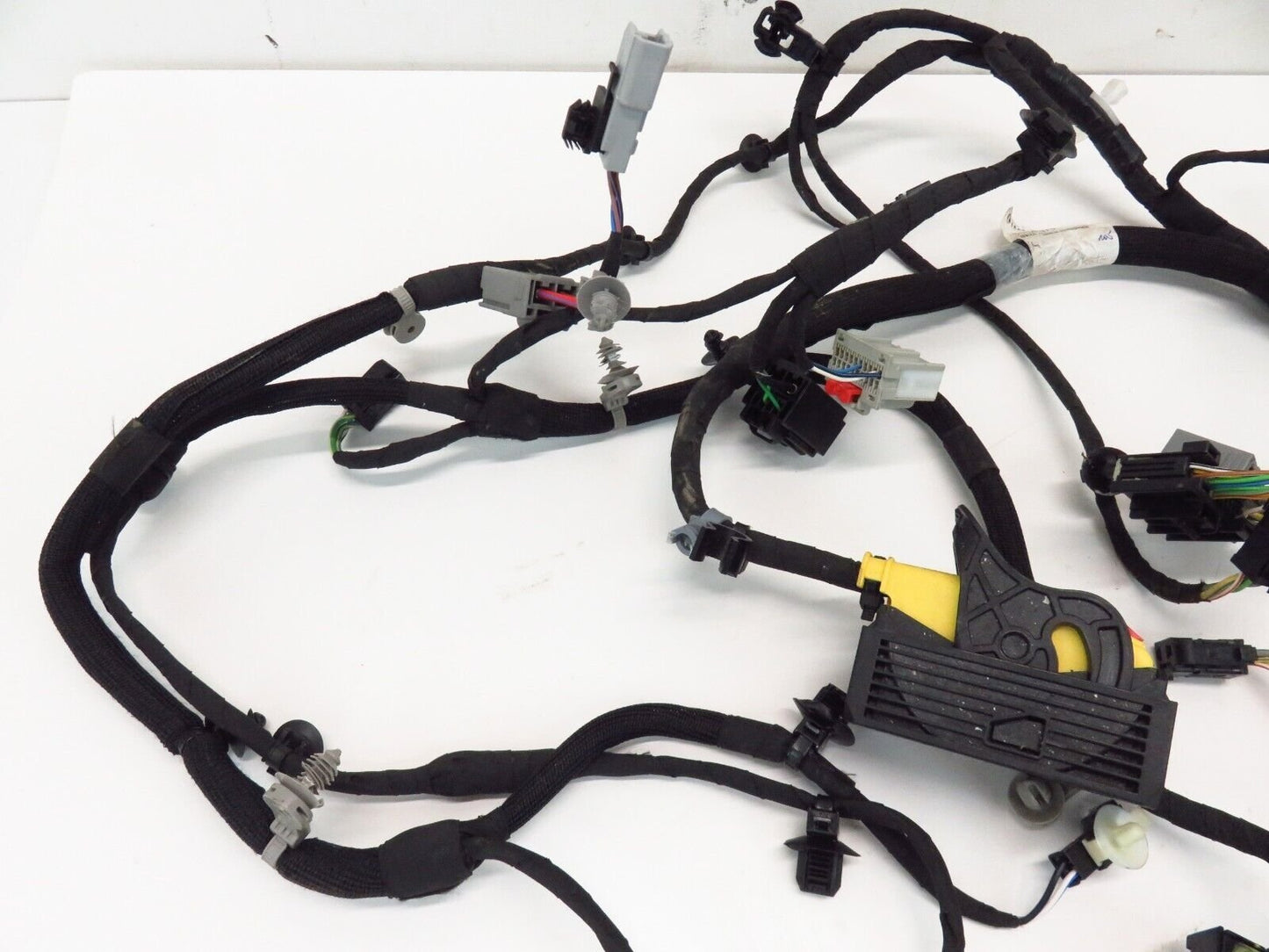 2018-2020 Buick Regal TourX Driver Front Seat Wiring Harness Wire 84372573 LH