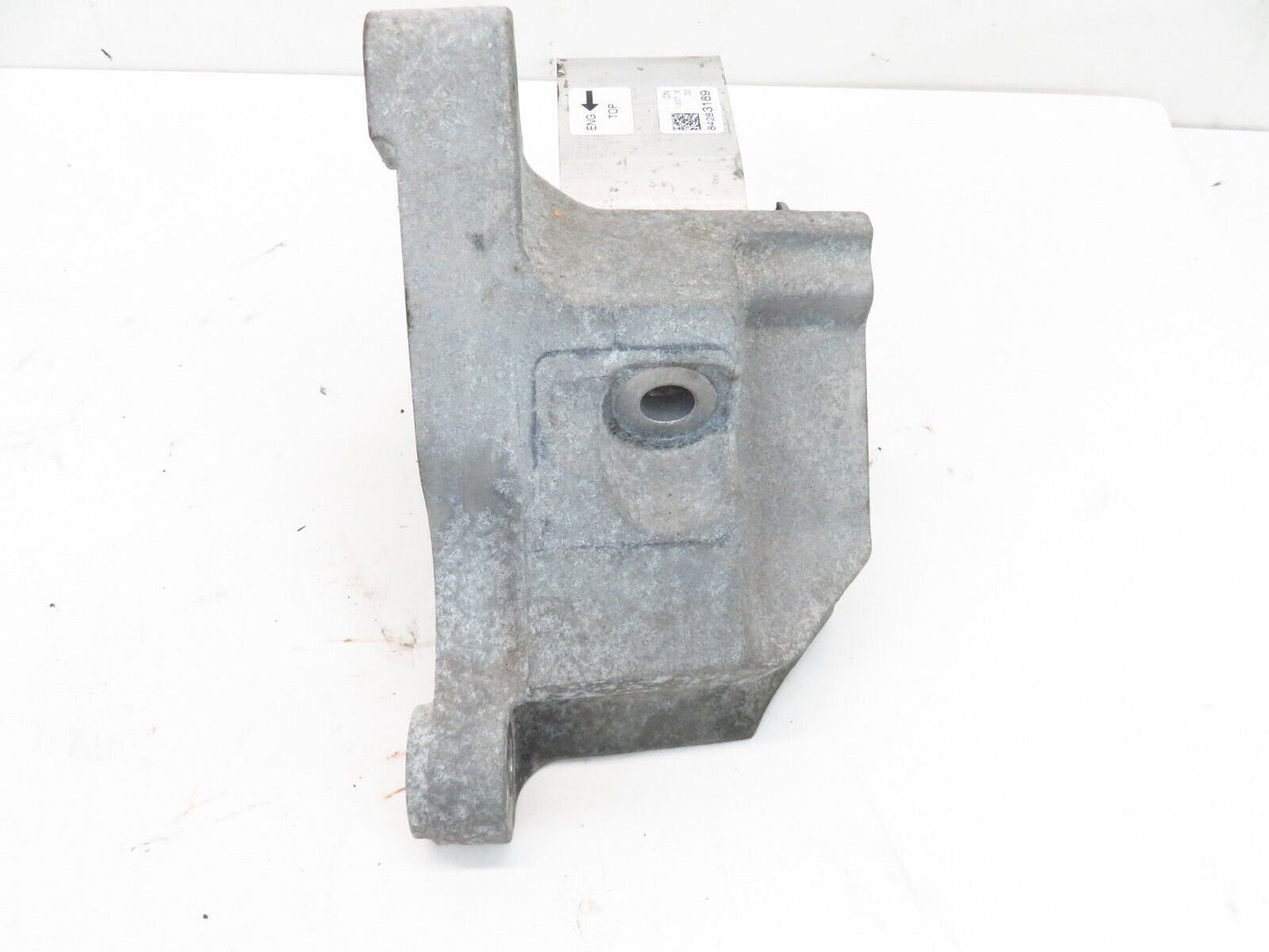 2018-2020 Buick Regal TourX Transmission Rear Lower Mount Bracket 2.0L 84283189