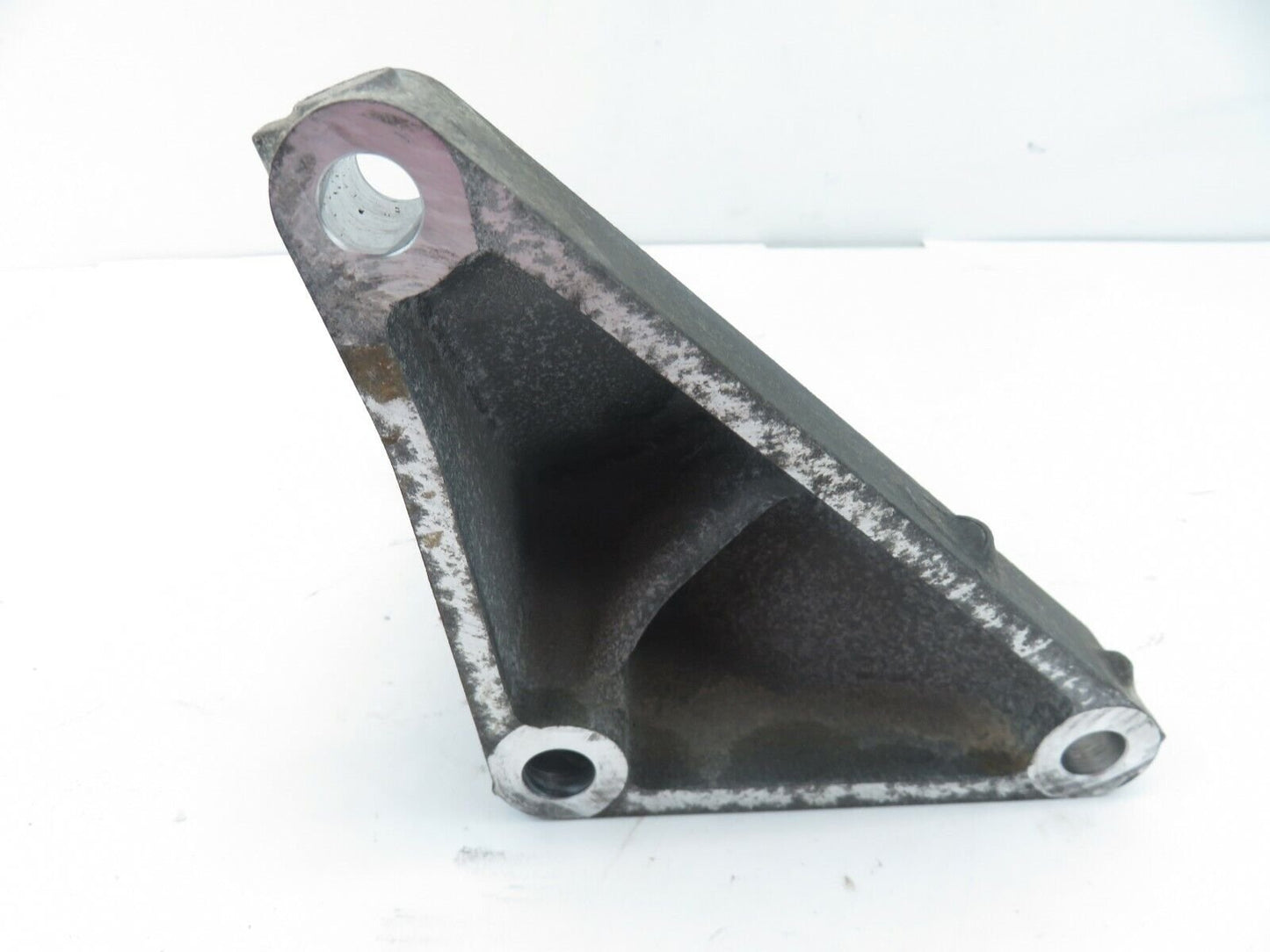 2013 Subaru Outback CVT Transmission Bracket Mount Passenger RH Right Side 10-19