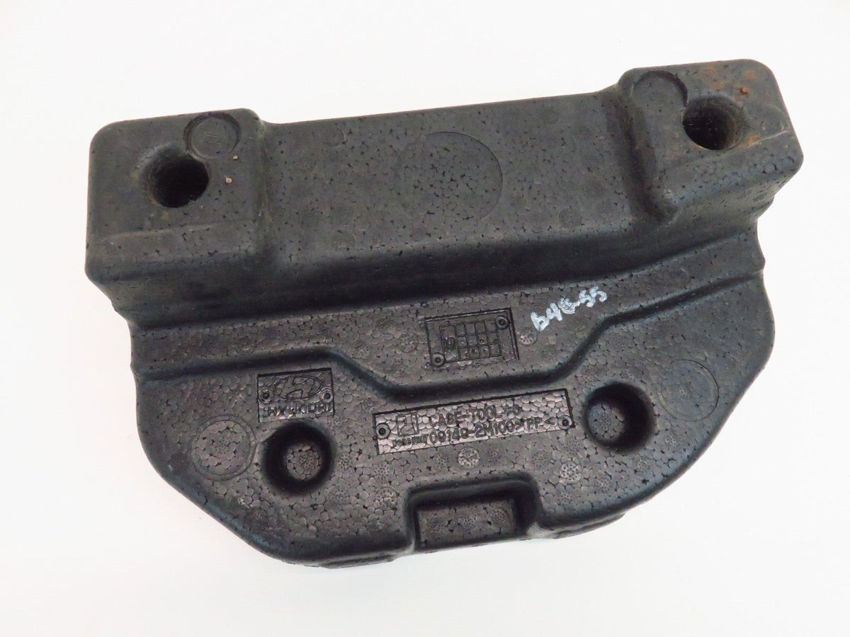 2010-2016 Hyundai Genesis Coupe Tool Holder Foam Jack Case Trunk 09149-2M100