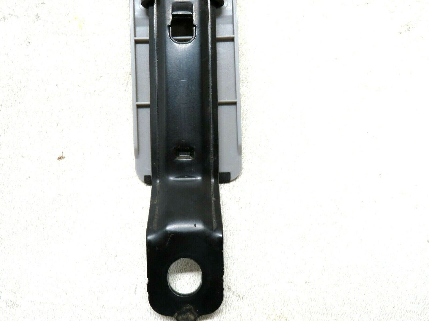 Front Seat Belt Adjuster Seatbelt Mazda Speed6 06-07 2006-2007 Mazdaspeed6