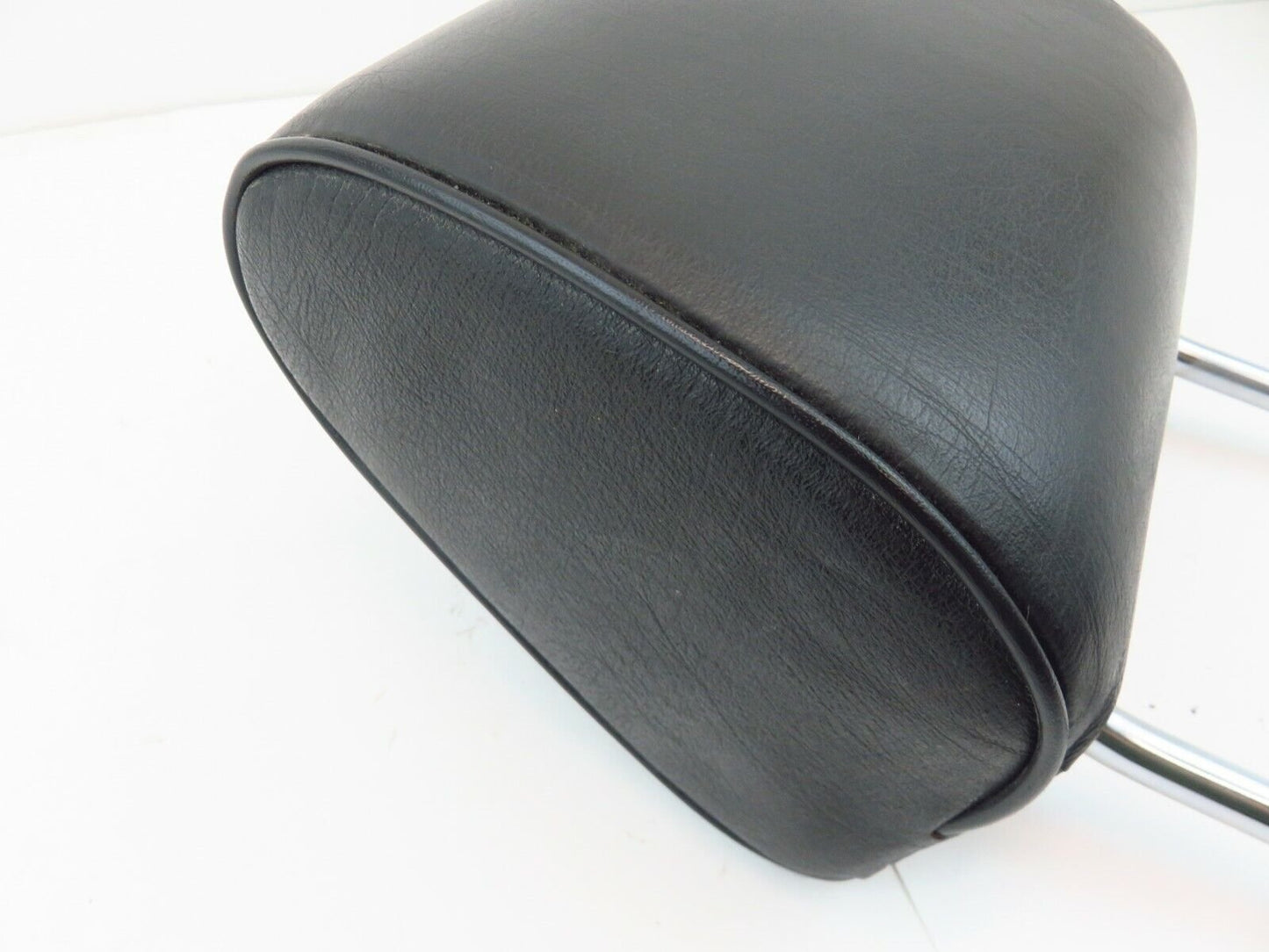 1988-1991 BMW 325ix Front Seat Headrest Black Leather LH or RH OEM 88-91