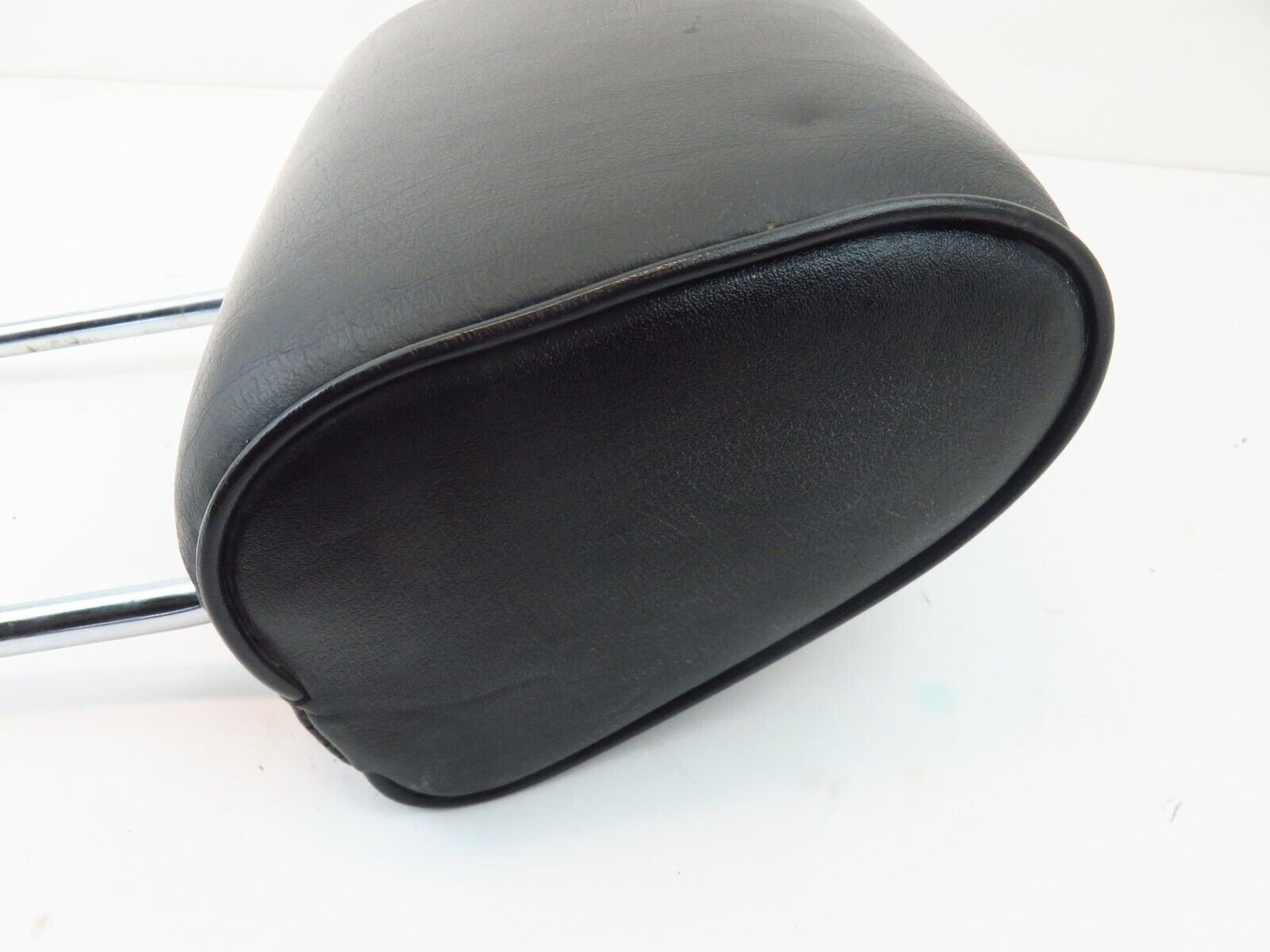 1988-1991 BMW 325ix Front Seat Headrest Black Leather LH or RH OEM 88-91