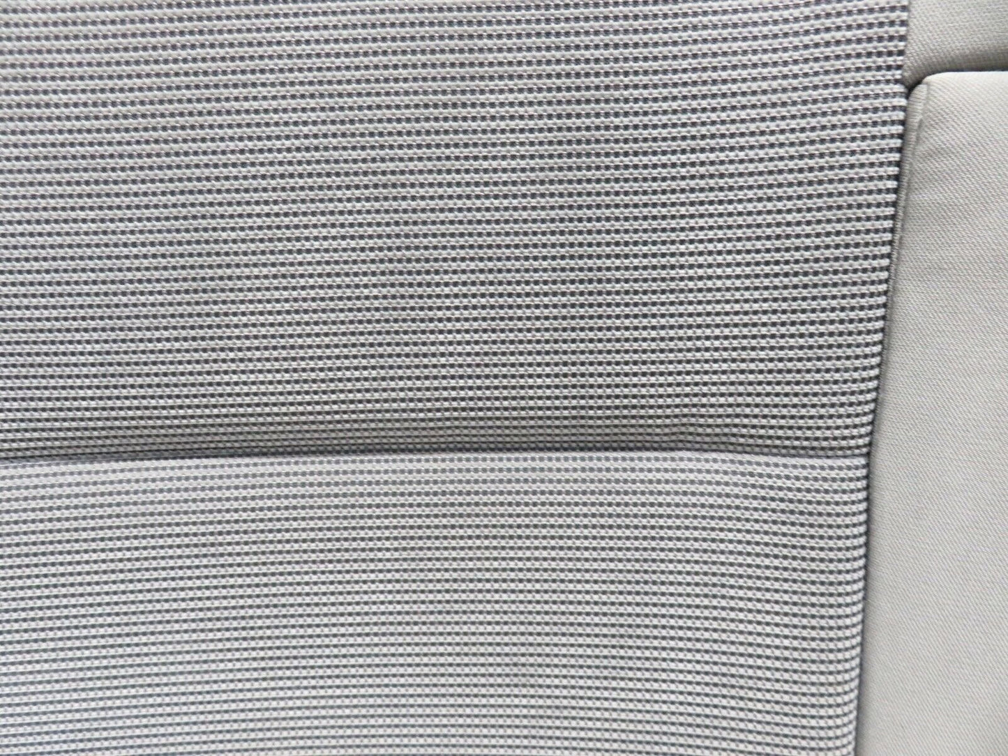 2006-2008 Subaru Forester Rear Seat Back Cushion Upper RH Top Cloth 06 07 08