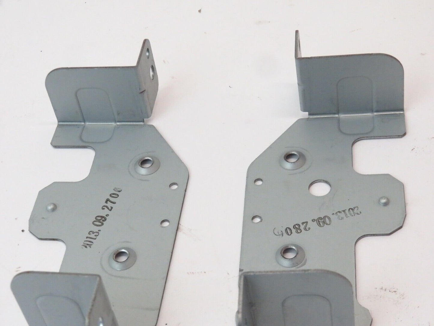 2013-2014 Hyundai Genesis Coupe Radio Stereo Bracket Mounts Pair LH RH OEM 13-14