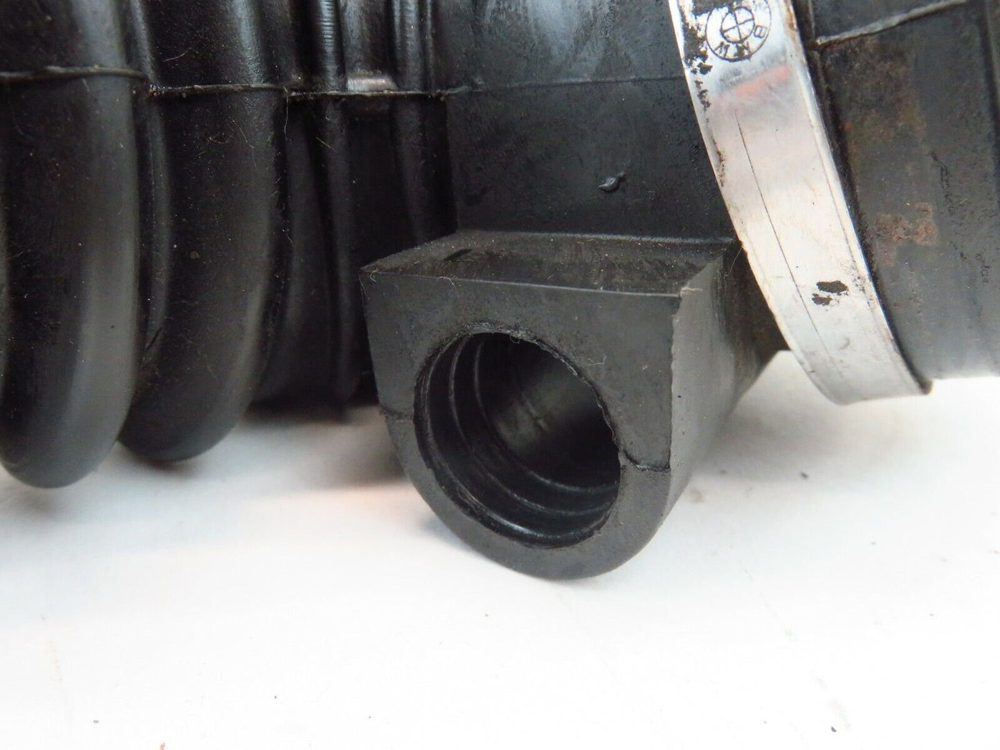 1988-1991 BMW 325ix Air Intake Filter Tube Hose Boot Pipe E30 OEM 88-91
