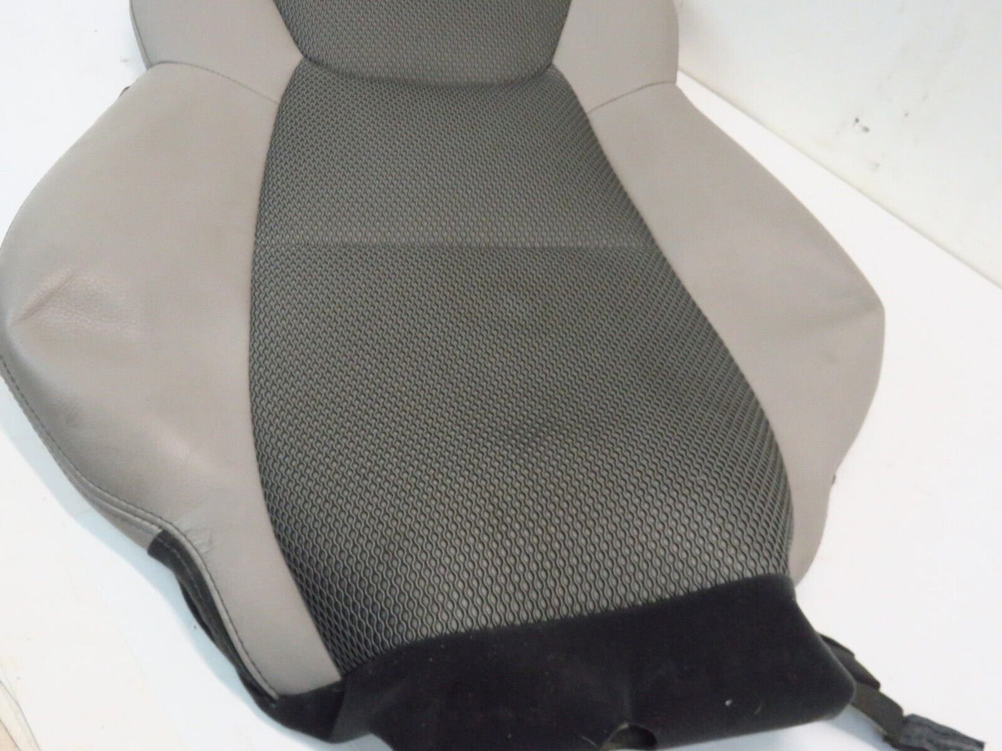 2014-2016 Hyundai Genesis COUPE Passenger Front Seat UPPER Cover Skin RH Top OEM