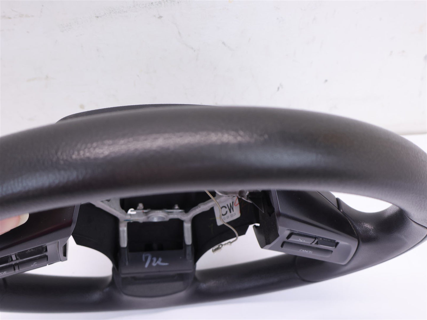 2013 Subaru XV Crosstrek Driver Wheel OEM w/ Switches OEM