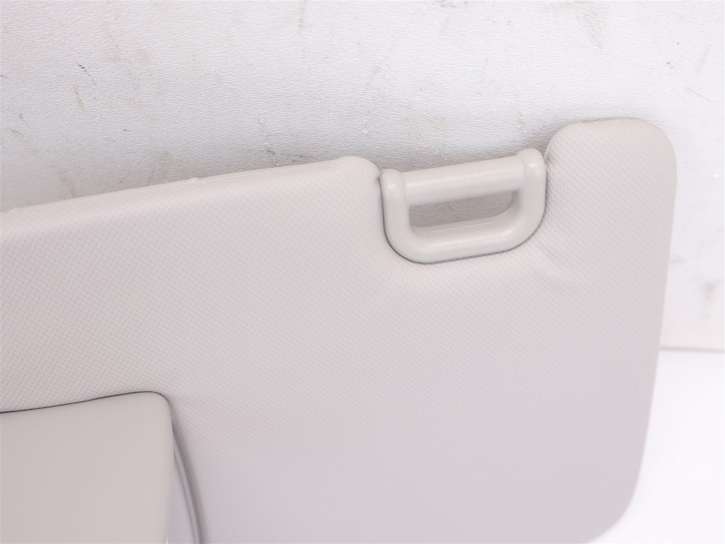 2013-2014 Subaru XV Crosstrek Driver Sun Visor Shade Sunvisor LH Side OEM 13-14