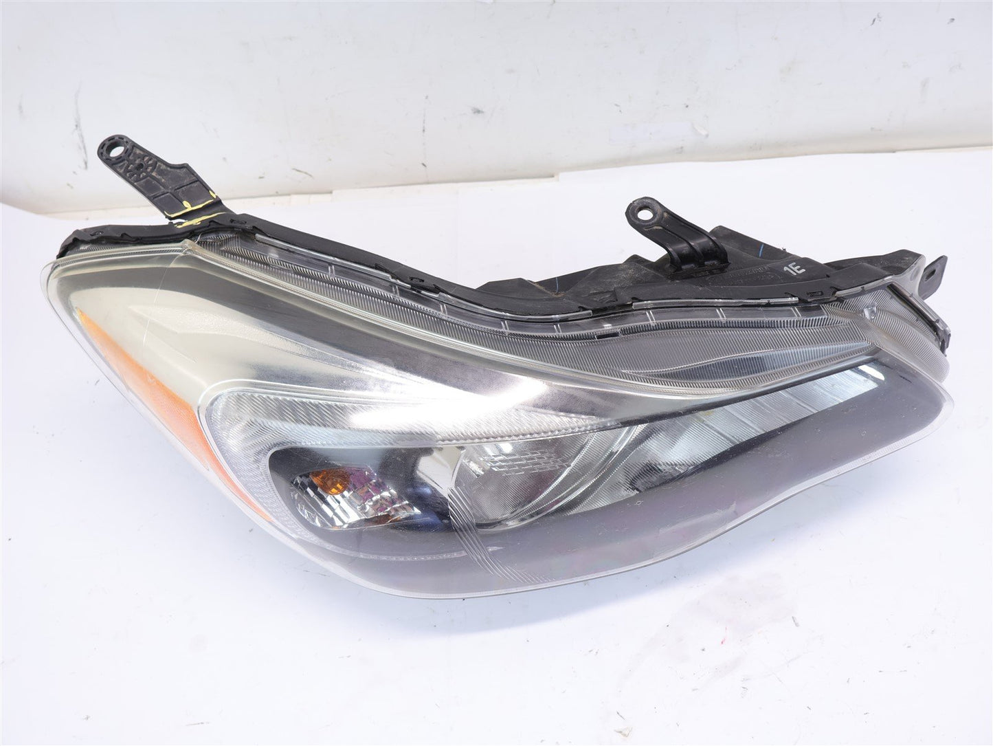 2013-2015 Subaru XV Crosstrek Passenger Headlight Right RH OEM 13-15