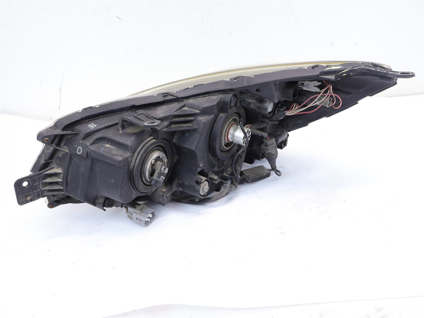 2013-2015 Subaru XV Crosstrek Passenger Headlight Right RH OEM 13-15