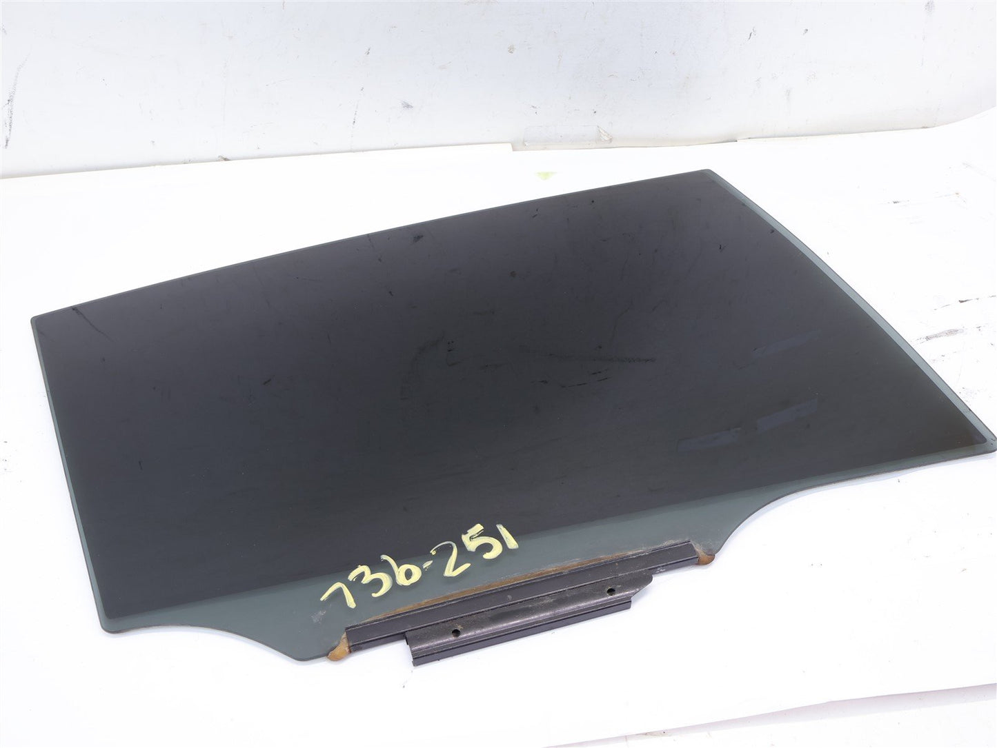 2013-2017 Subaru XV Crosstrek Passenger Rear Door Glass Window RH Right OEM