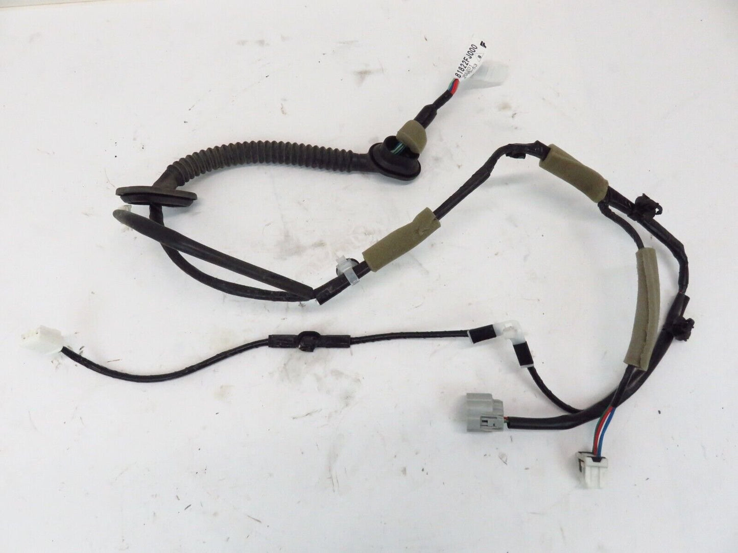 2013-2014 Subaru Crosstrek Passenger Rear Door Wiring Harness 81822FJ000 Right