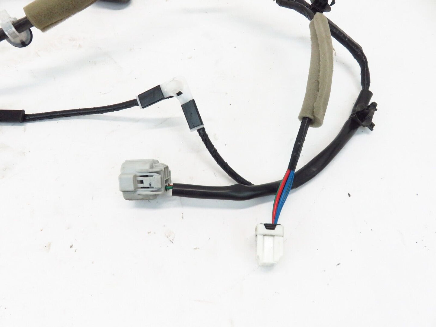 2013-2014 Subaru Crosstrek Passenger Rear Door Wiring Harness 81822FJ000 Right