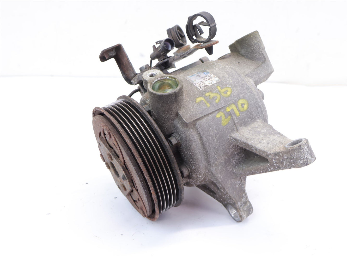 2013 Subaru XV Crosstrek AC Compressor Pump 73111FJ000 OEM 13