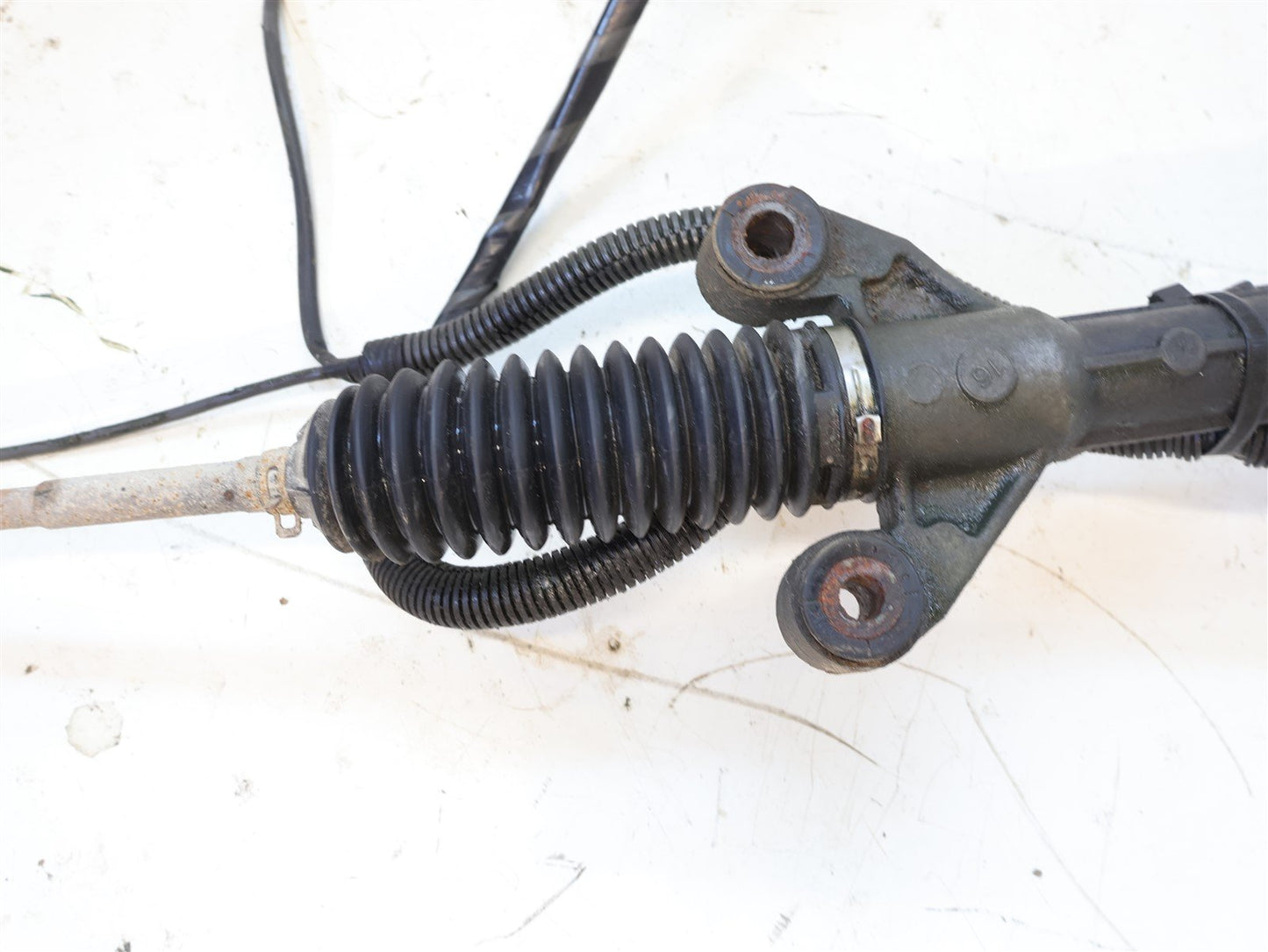 2013-2014 Subaru XV Crosstrek Power Steering Gear Rack & Pinion OEM 13-14