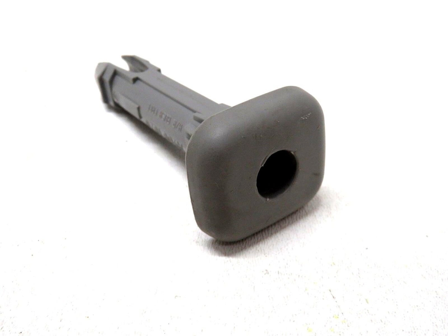 09-13 Subaru Forester Front Seat Head Rest Guide Headrest OEM 2009-2013