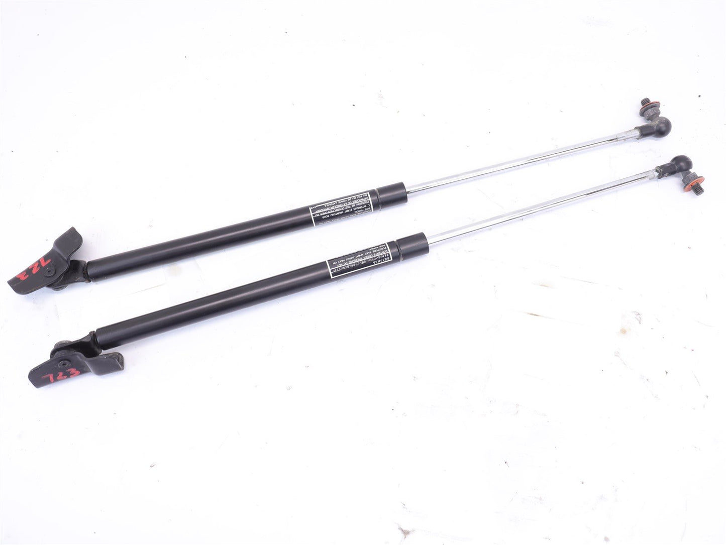 2013-2014 Subaru Crosstrek Hatch Shock Rear Lift Gate Pair Damper Support OEM