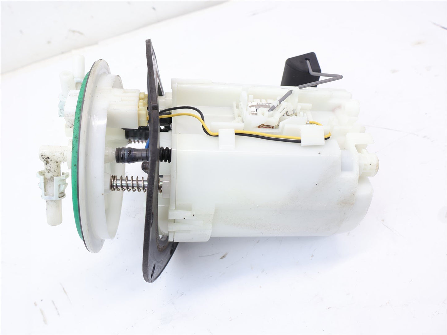 2015-2021 Subaru WRX STI Fuel Pump Assembly 2.5L OEM 42021VA000 15-21