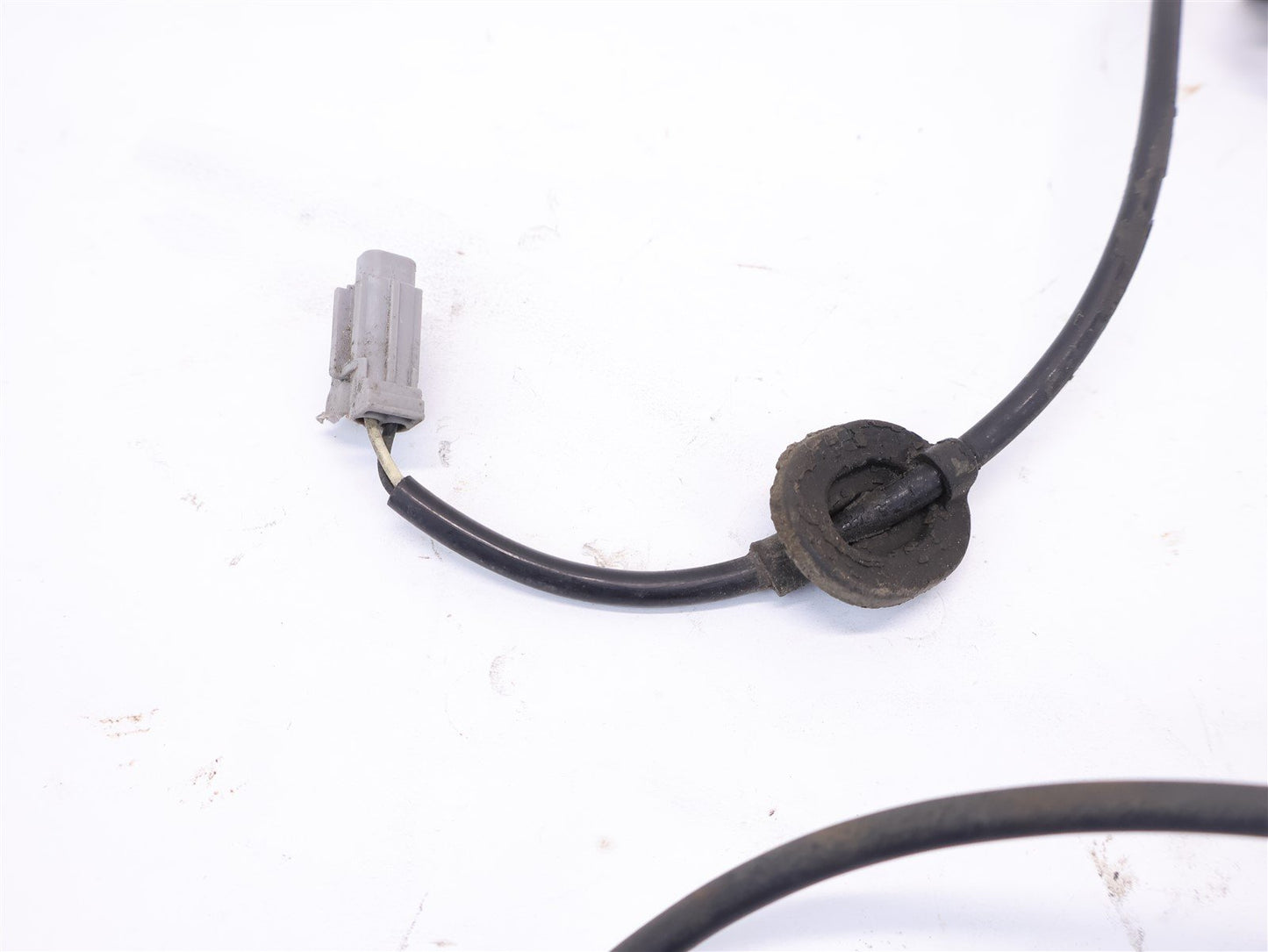 2007 Subaru Impreza WRX & STi Passenger Front ABS Sensor RH Right 07 27540FE120